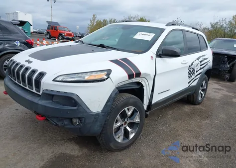 2014 Jeep Cherokee Trailhawk z USA, uszkodzony, nr VIN 1C4PJMBB8EW128444